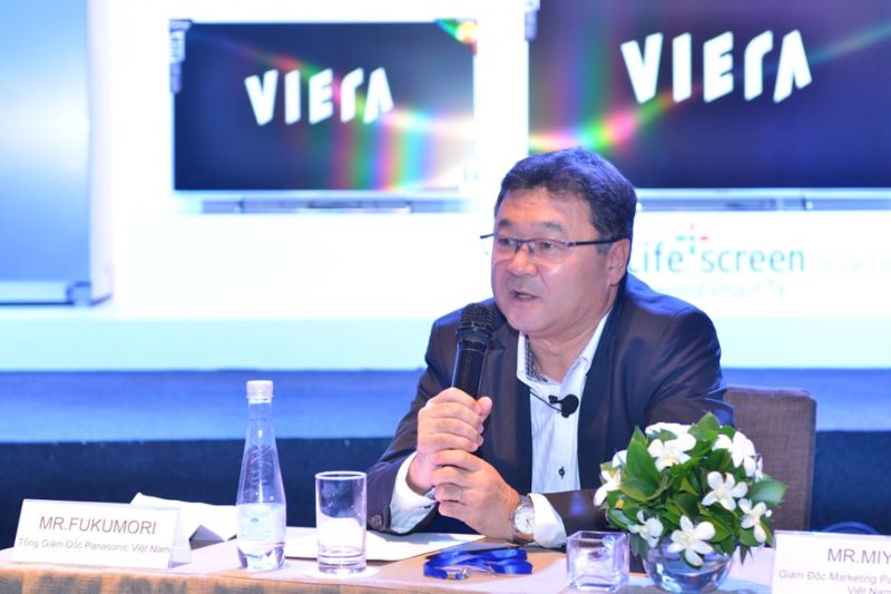 giám đốc Eiji Fukumori giám đốc Eiji Fukumori